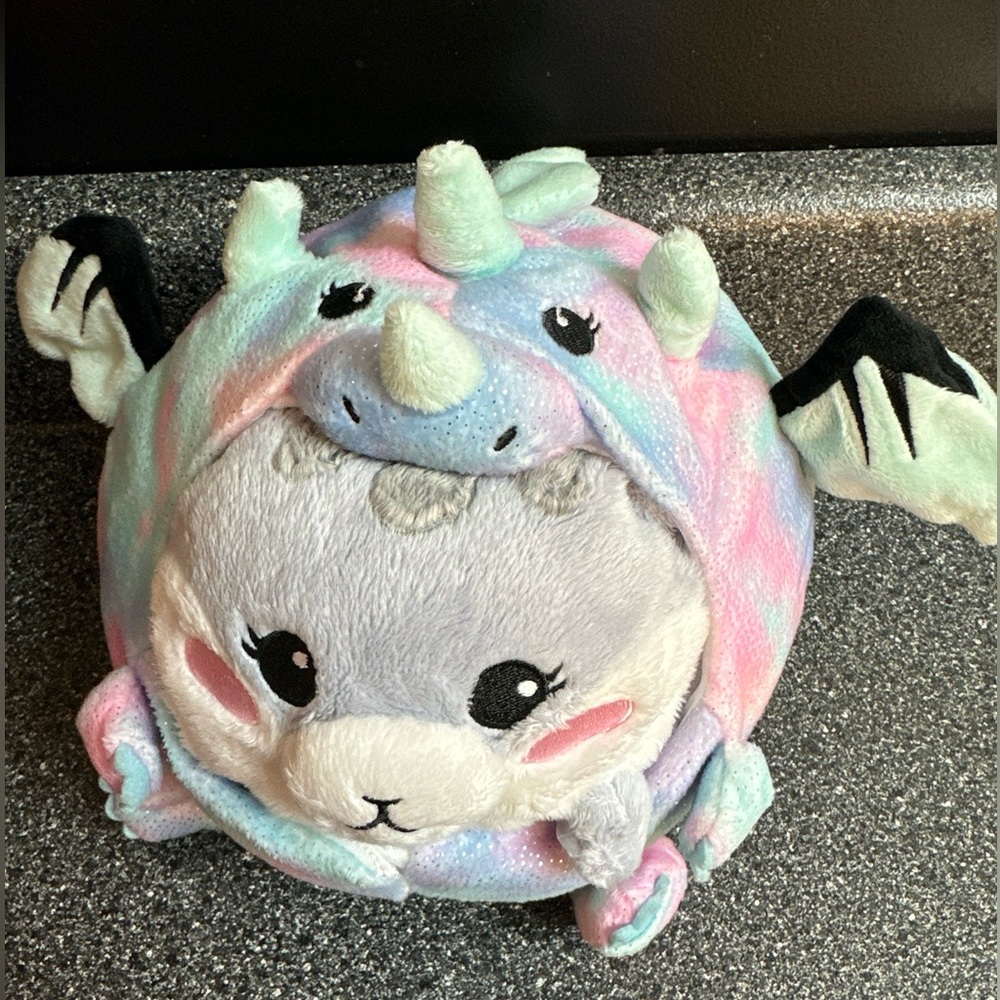 Squishable Justice Secret Agent Amber Hamster in Dragon Costume